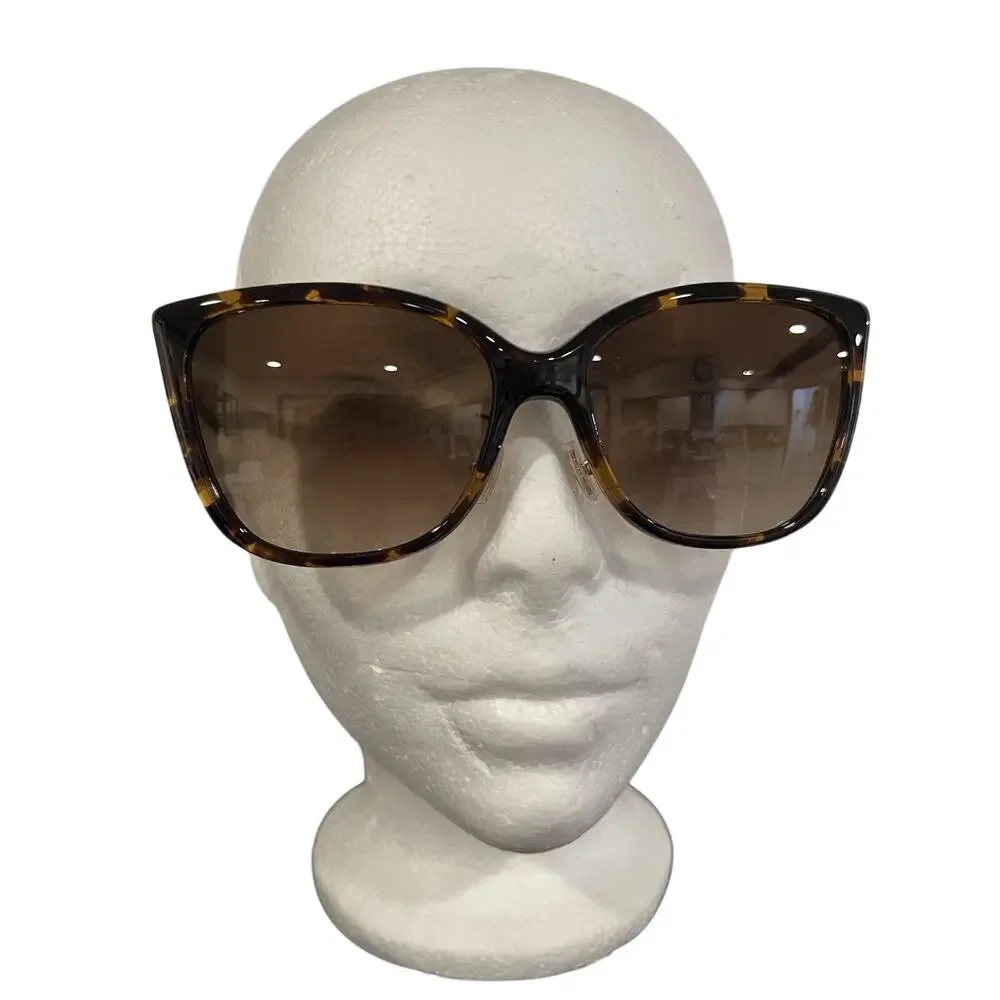 Coach HC 512013 Dark Tortoise Sunglasses & Case– Excellent Pre-Owned Condition
